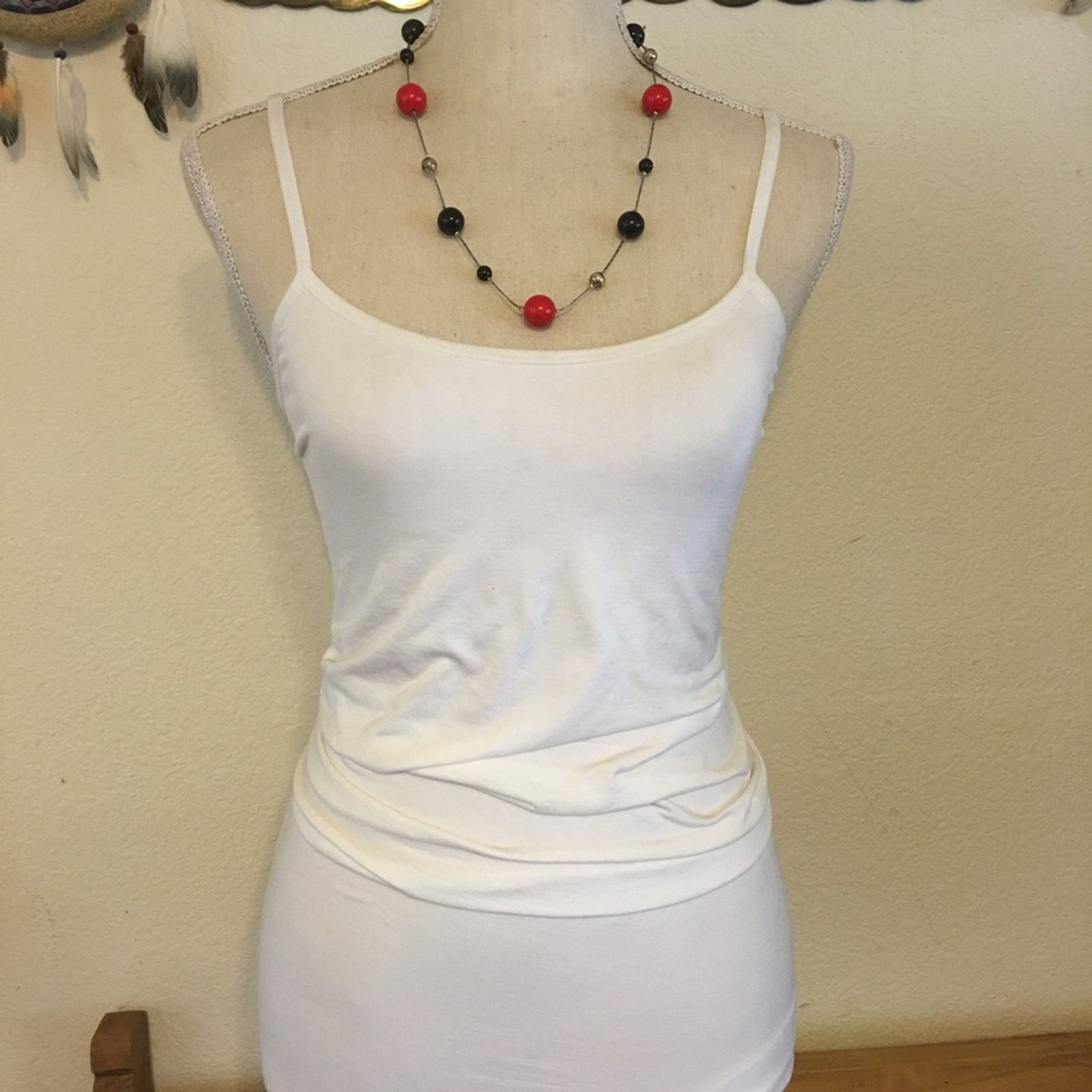 Vintage Vintage red black and gold beads on chain necklace Size ONE SIZE - 4 Thumbnail