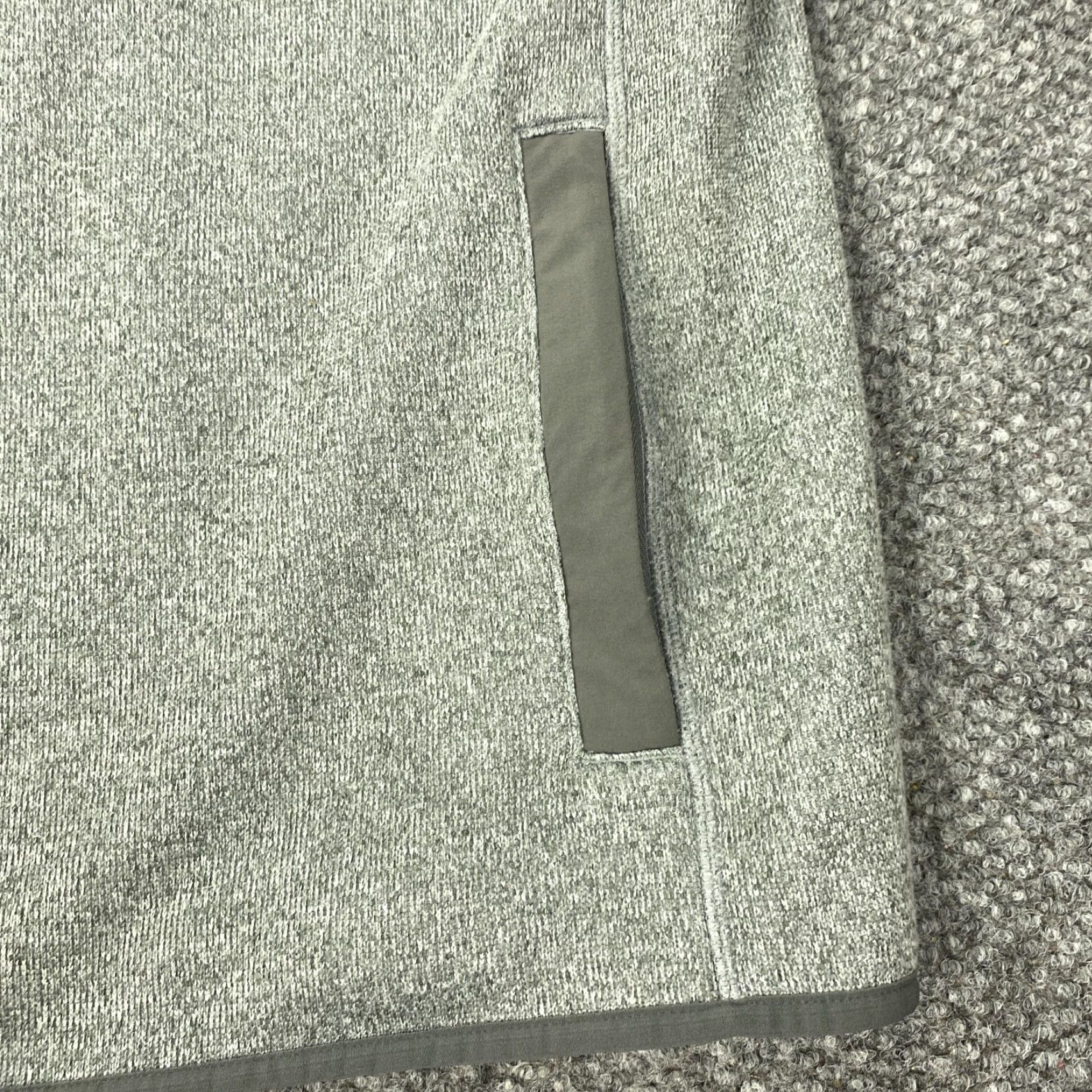 Vineyard Vines Vineyard Vines Vest Mens L Gray Fleece Zip Chest Pocket Casual Windbreaker Size US L / EU 52-54 / 3 - 2 Thumbnail
