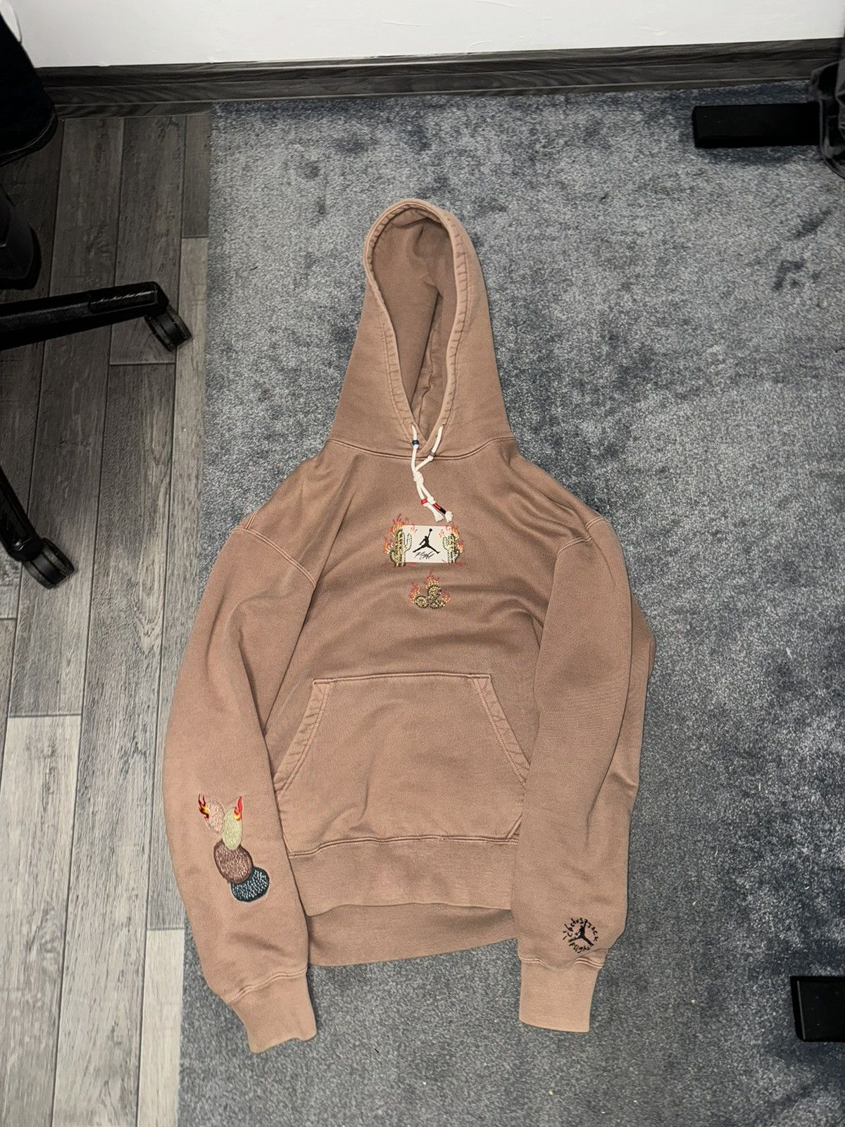 Jordan Brand × Travis Scott Jordan X travis scott flight hoodie Size US S / EU 44-46 / 1 - 1 Thumbnail