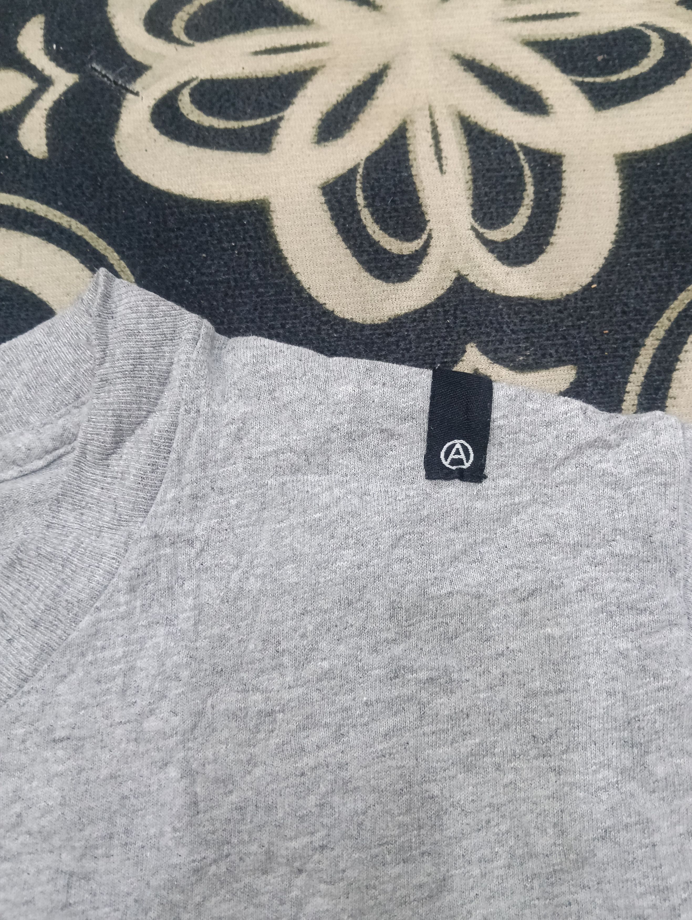 Love Machine Vintage Love Machine Anarchy Love Is The Drug Size US M / EU 48-50 / 2 - 3 Thumbnail