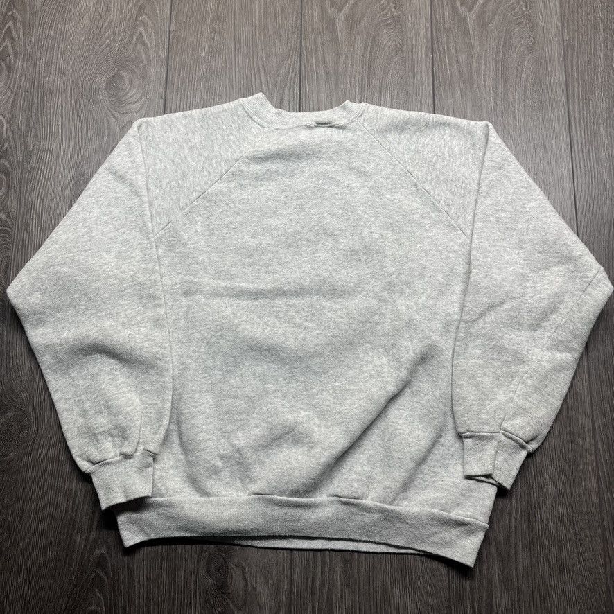 Fruit Of The Loom × Vintage Vintage Grandma Bird Thrive on Chaos 1980s Raglan Sweatshirt Size US S / EU 44-46 / 1 - 6 Thumbnail