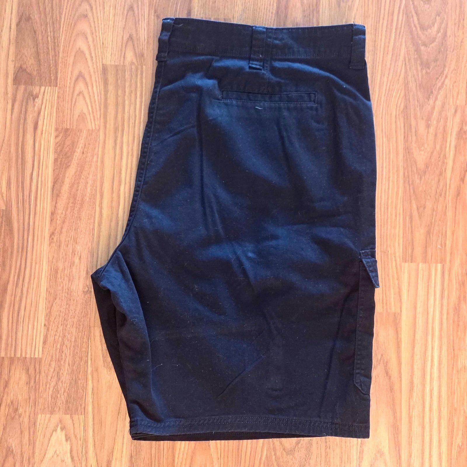 Wrangler Wrangler Black Cargo Shorts - Relaxed Fit Size 46 Size US 44 / EU 60 - 2 Thumbnail