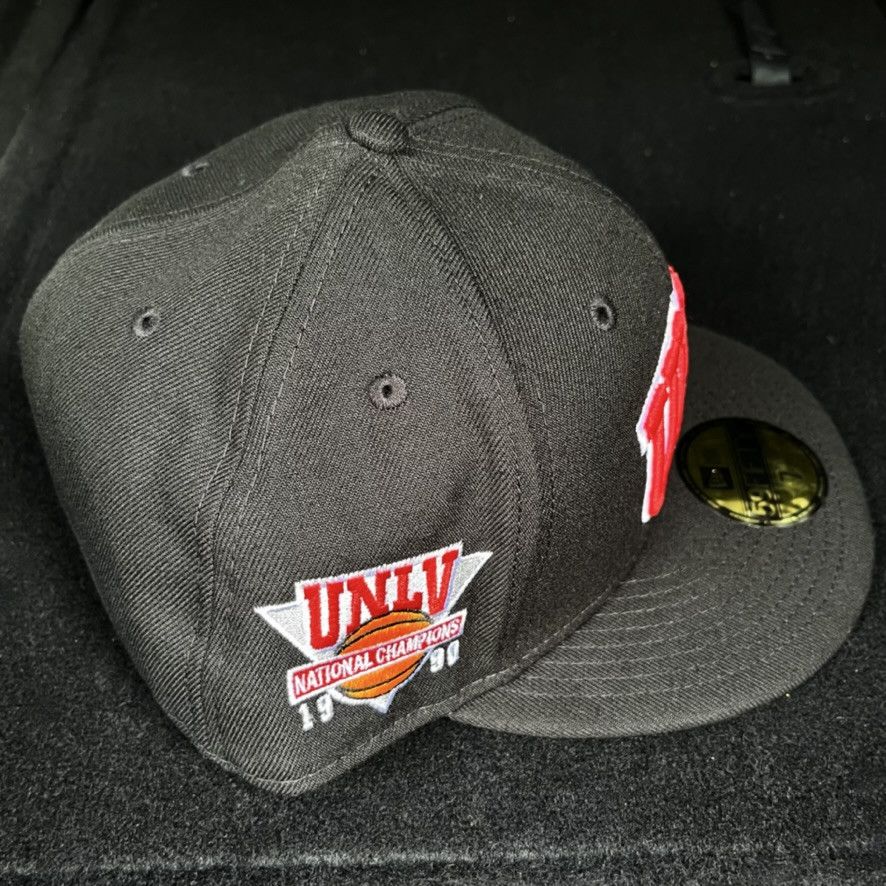 New Era UNLV Rebels Script 1990 NCAA Patch 59FIFTY Hat 7 1/2 Size ONE SIZE - 3 Thumbnail