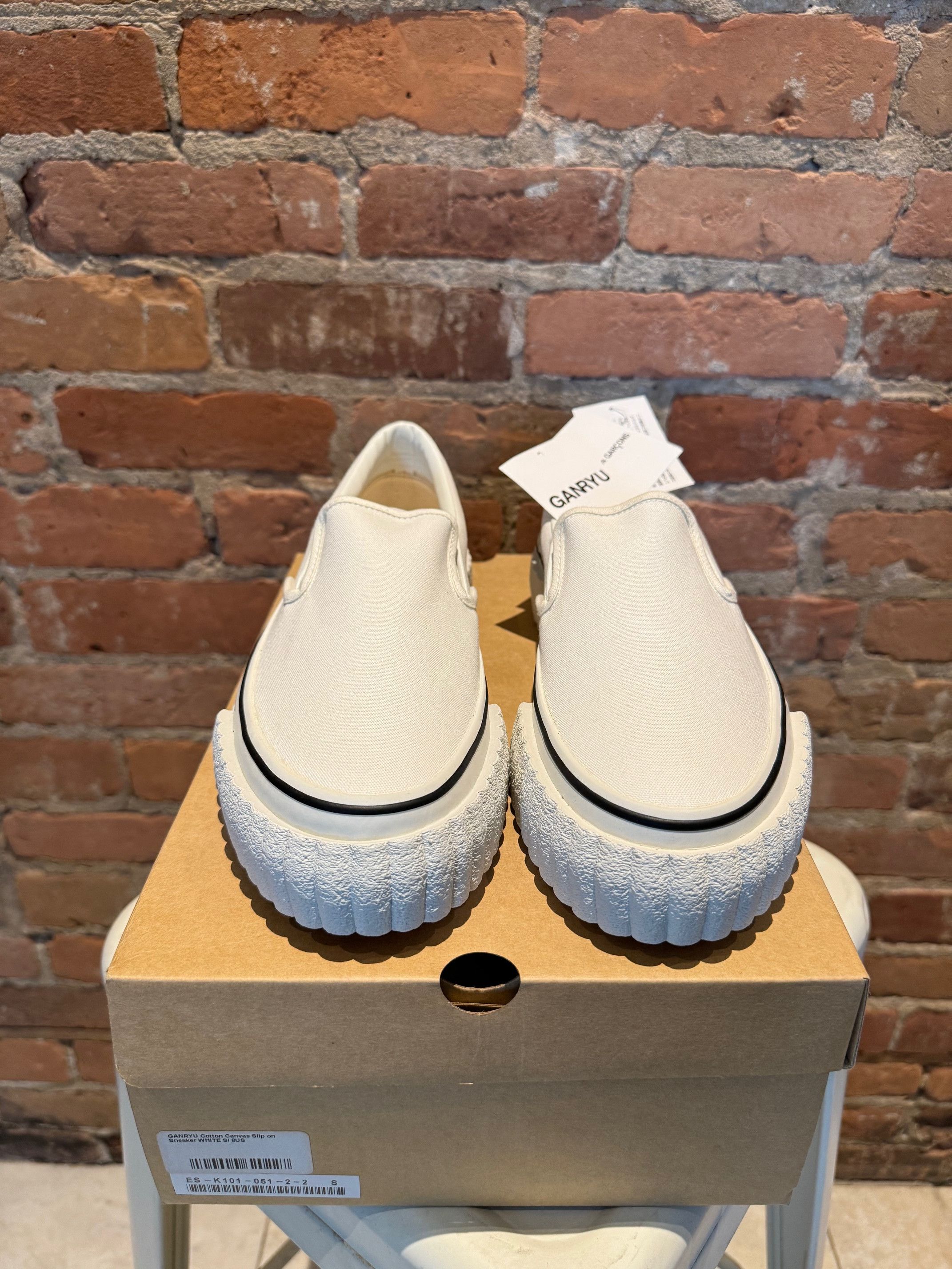 Ganryu GANRYU COMME des GARÇONS Slip-On Sneakers – White Canvas Size US 8 / EU 41 - 2 Thumbnail