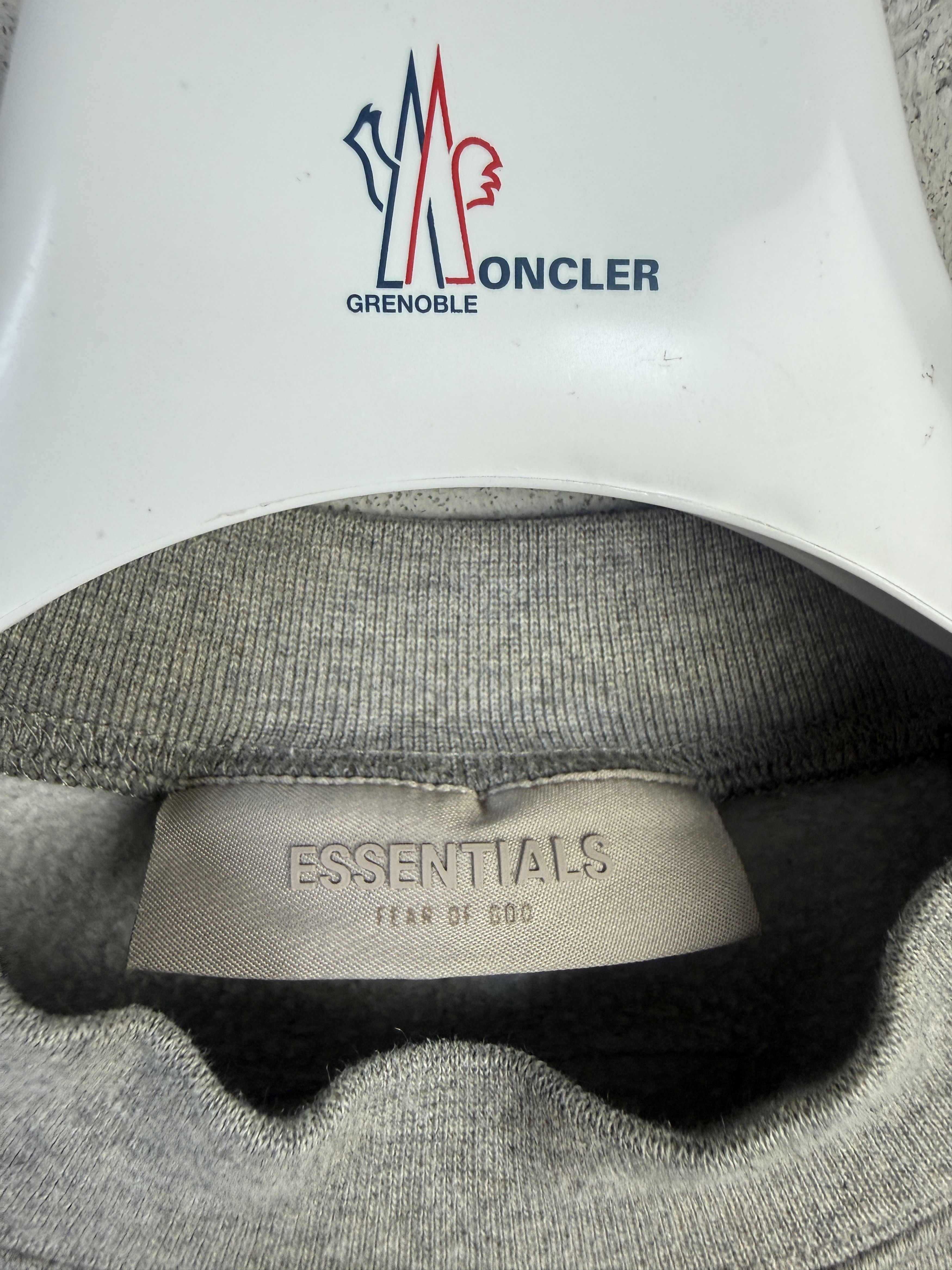 Essentials Essentials Fear of God big logo sweatshirt crewneck Size US XS / EU 42 / 0 - 4 Thumbnail