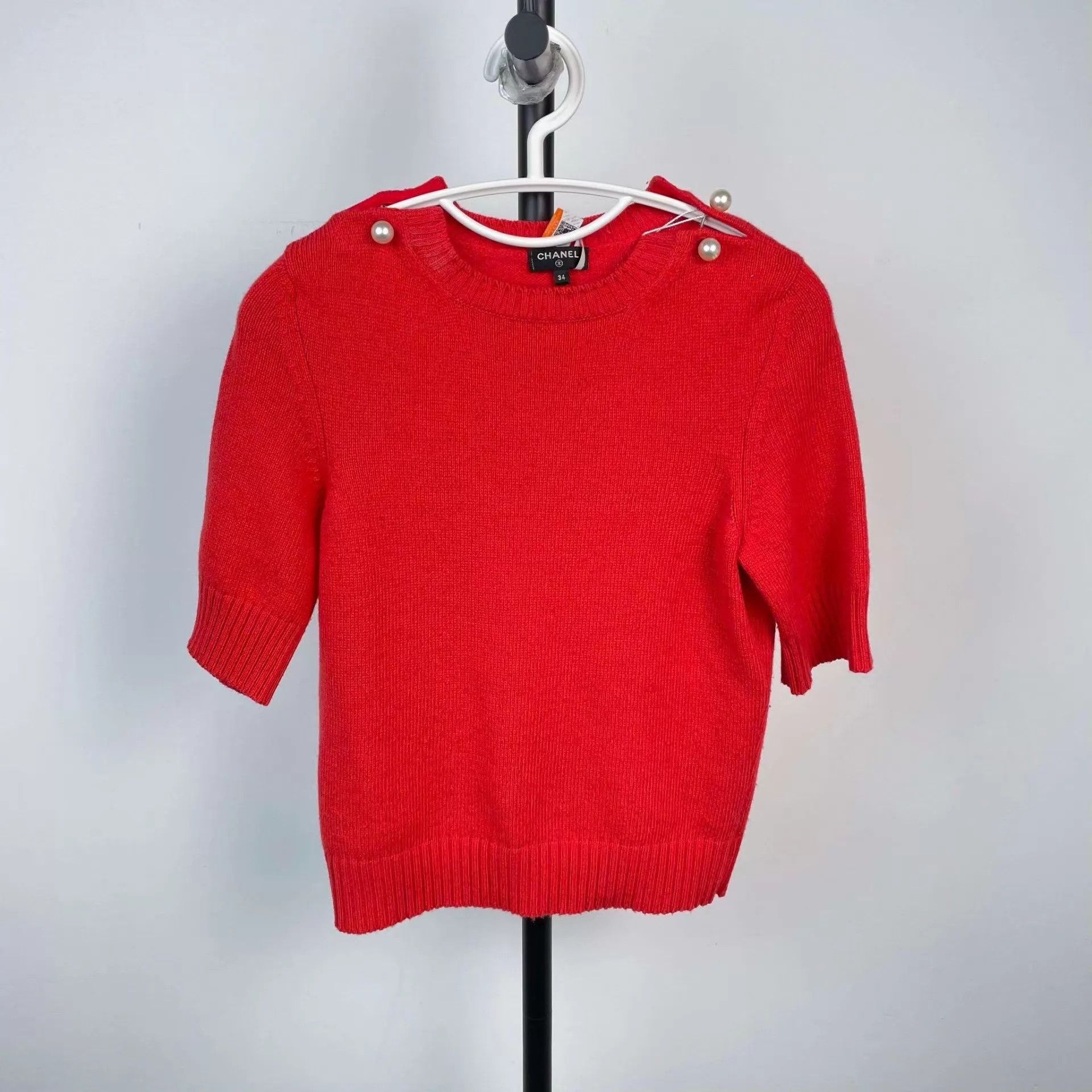 Chanel Chanel knit short-sleeve tee crimson 34 95 New Size XS / US 0-2 / IT 36-38 - 1 Thumbnail