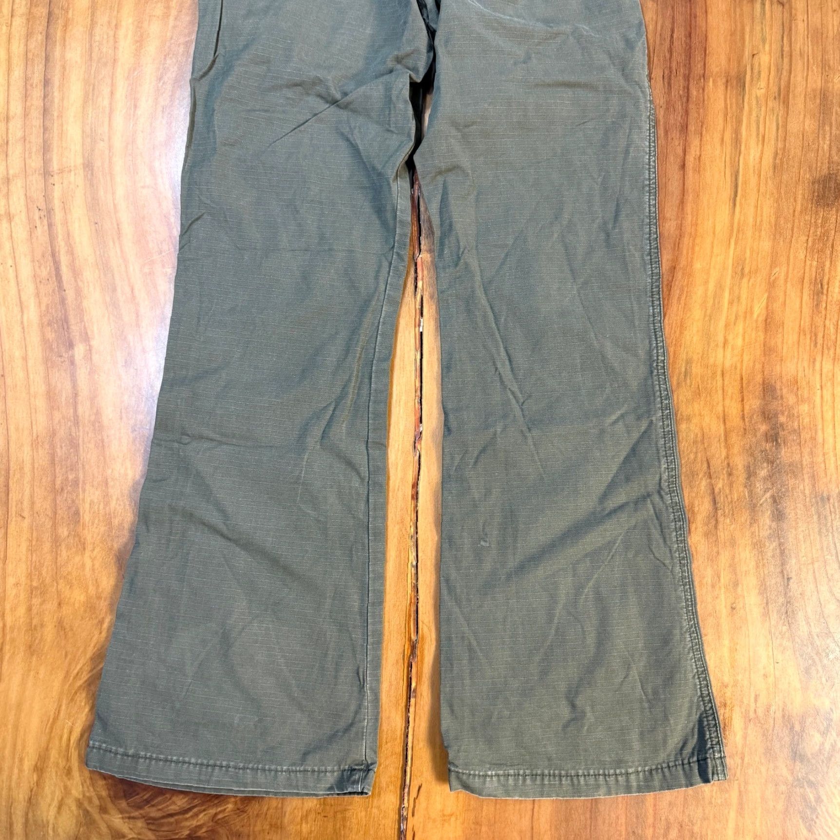 Vintage VINTAGE Y2K UNIONBAY Pants Flare Cotton Junior's 3 Waist 27 Inseam 29.5 Zip Button Corduroy Brown Women Girls Mens Size 26" / US 2 / IT 38 - 6 Thumbnail