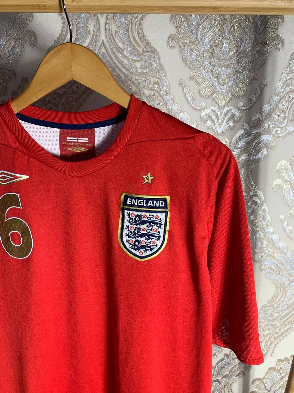 Umbro VINTAGE UMBRO ENGLAND CHELSEA RETRO SOCCER JERSEY Y2K 90s Size US L / EU 52-54 / 3 - 4 Thumbnail