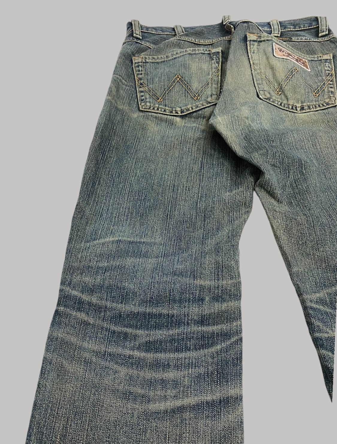 Japanese Brand × Wrangler Wrangler Denim Mud Washed Whisker Distressed Loose Fit Size US 30 / EU 46 - 16 Thumbnail