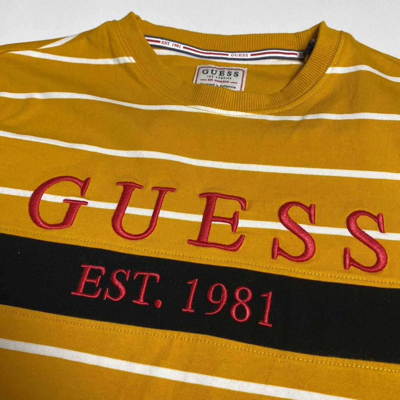 Guess Guess T-shirt Size:XS Size US XS / EU 42 / 0 - 5 Thumbnail