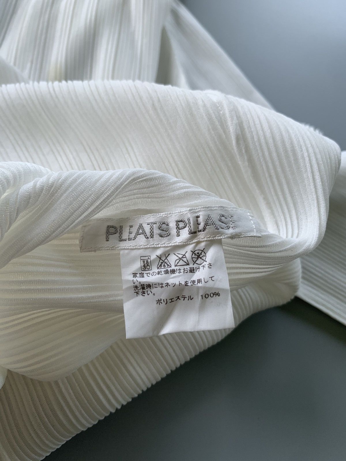 Pleats Please Issey Miyake ISSEY MIYAKE PLEATS PLEASE TURTLENECK LONGSLEEVES Size M / US 6-8 / IT 42-44 - 5 Thumbnail