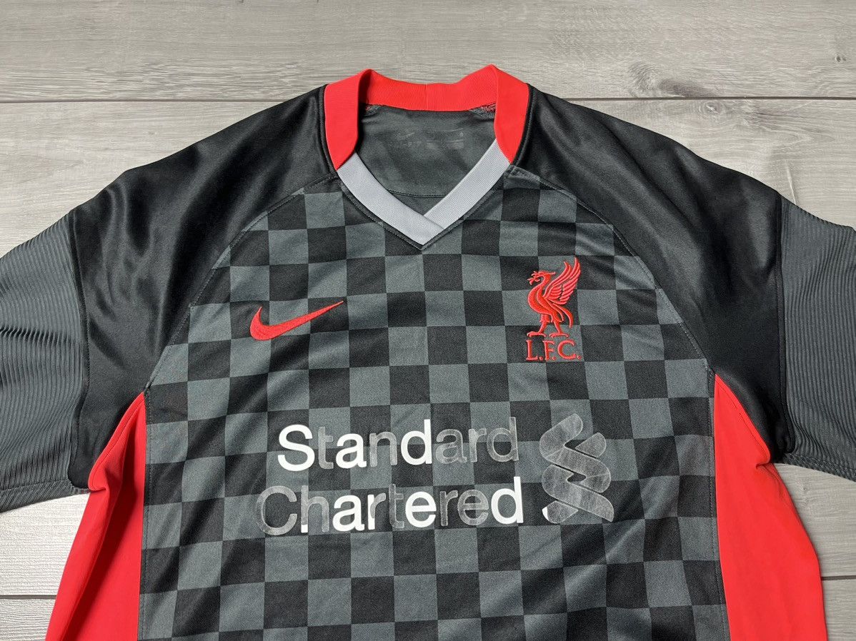 Nike Nike Liverpool home jersey size Large Size US L / EU 52-54 / 3 - 3 Thumbnail