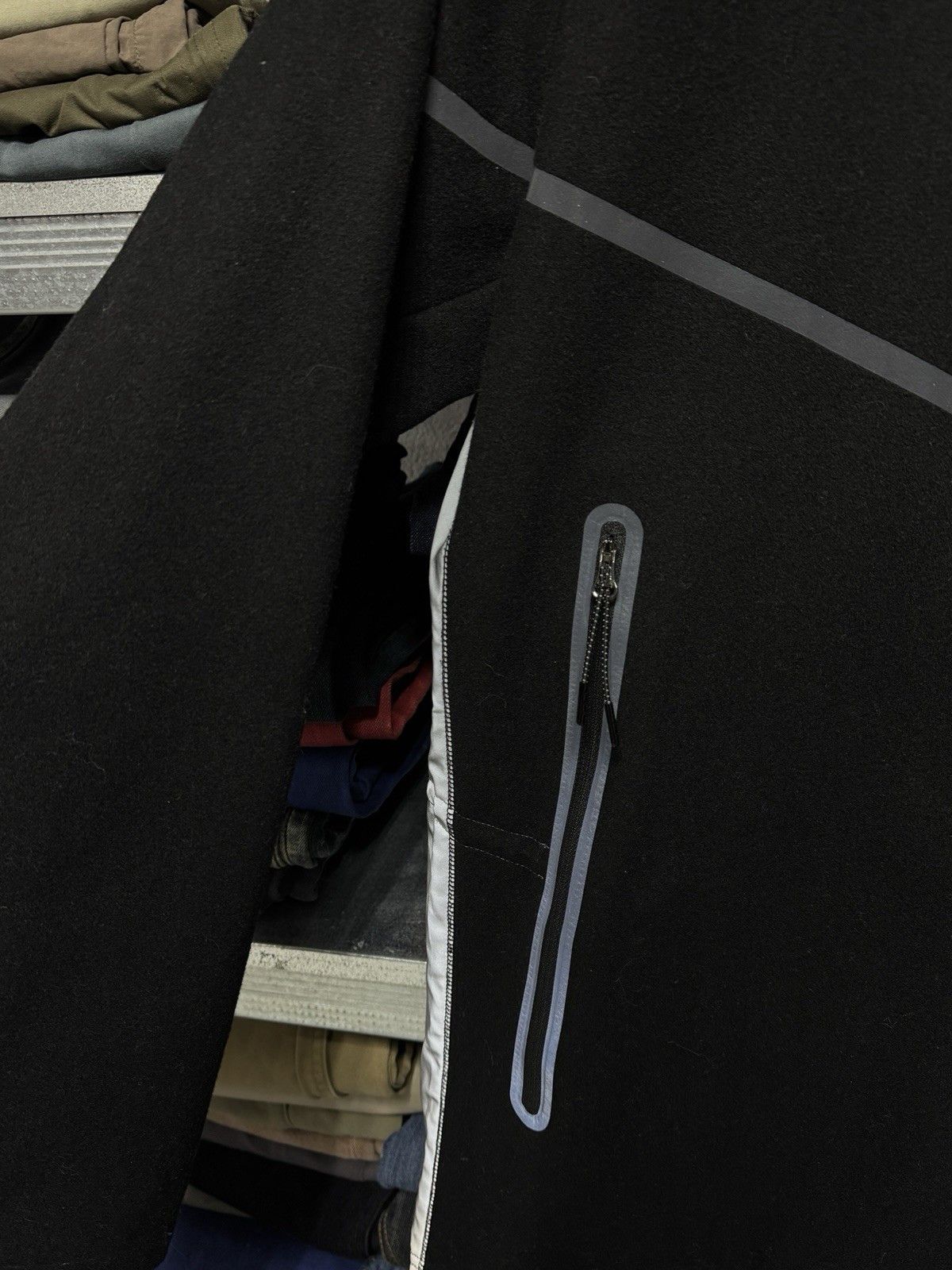 Nike Nike Wool Windrunner Reflective Women’s Black Jacket Coat Size M / US 6-8 / IT 42-44 - 4 Thumbnail