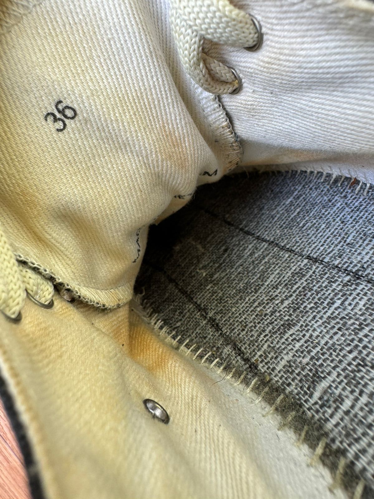 Maison Margiela 🔥🕷️ Maison Margiela Canvas Tabi Size US 6 / IT 36 - 16 Thumbnail