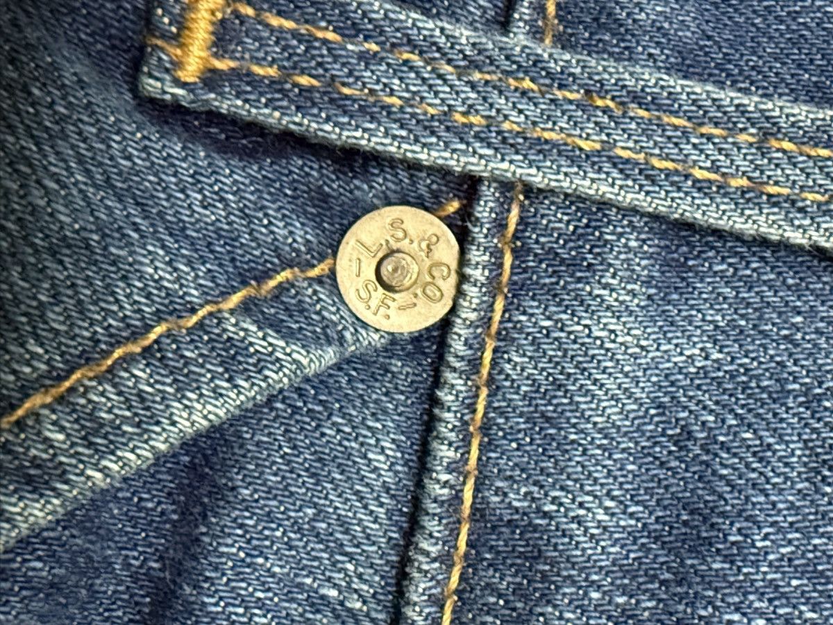 Levi's Vintage Levis Red Twisted Leg Size US 32 / EU 48 - 13 Thumbnail