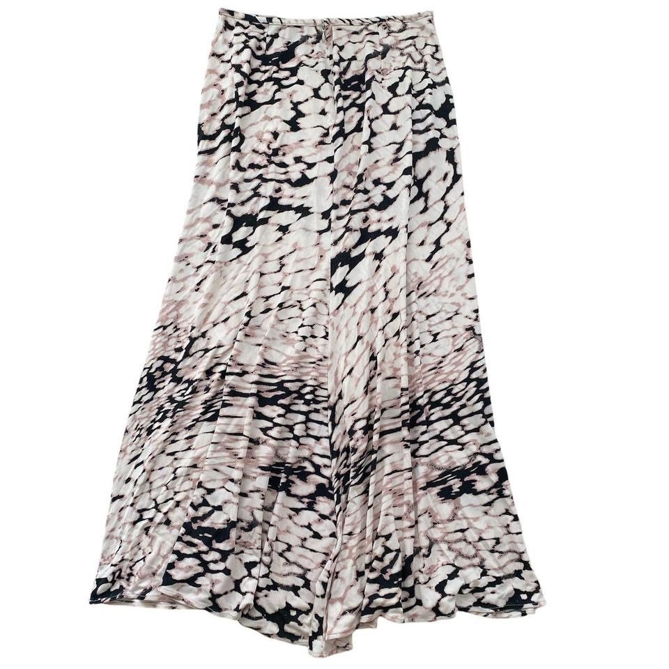 Blumarine Vintage Blumarine maxi skirt. Made in Italy Size 30" / US 8 / IT 44 - 2 Thumbnail