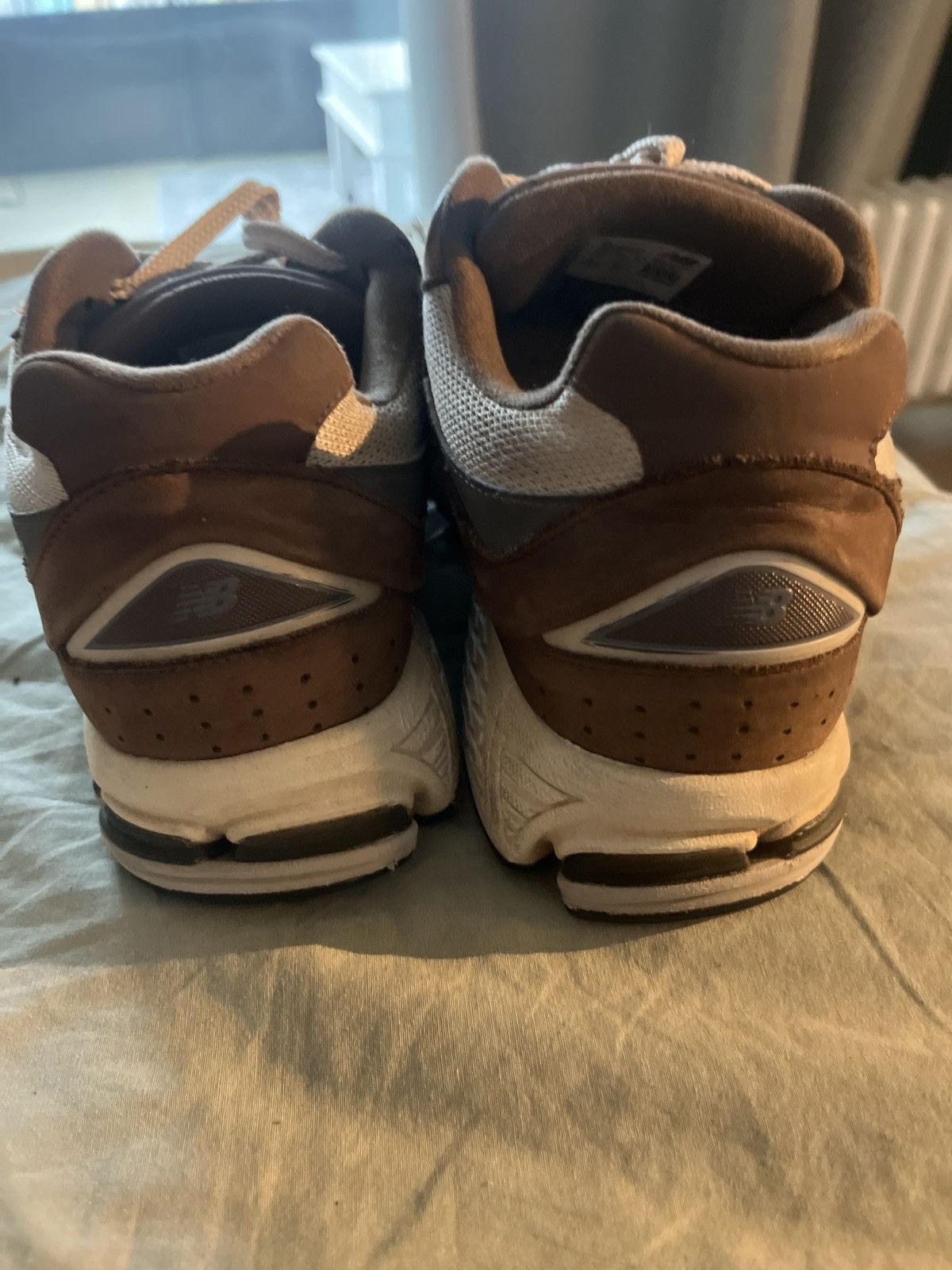 New Balance New balance 2002r Size US 9.5 / EU 42-43 - 6 Thumbnail