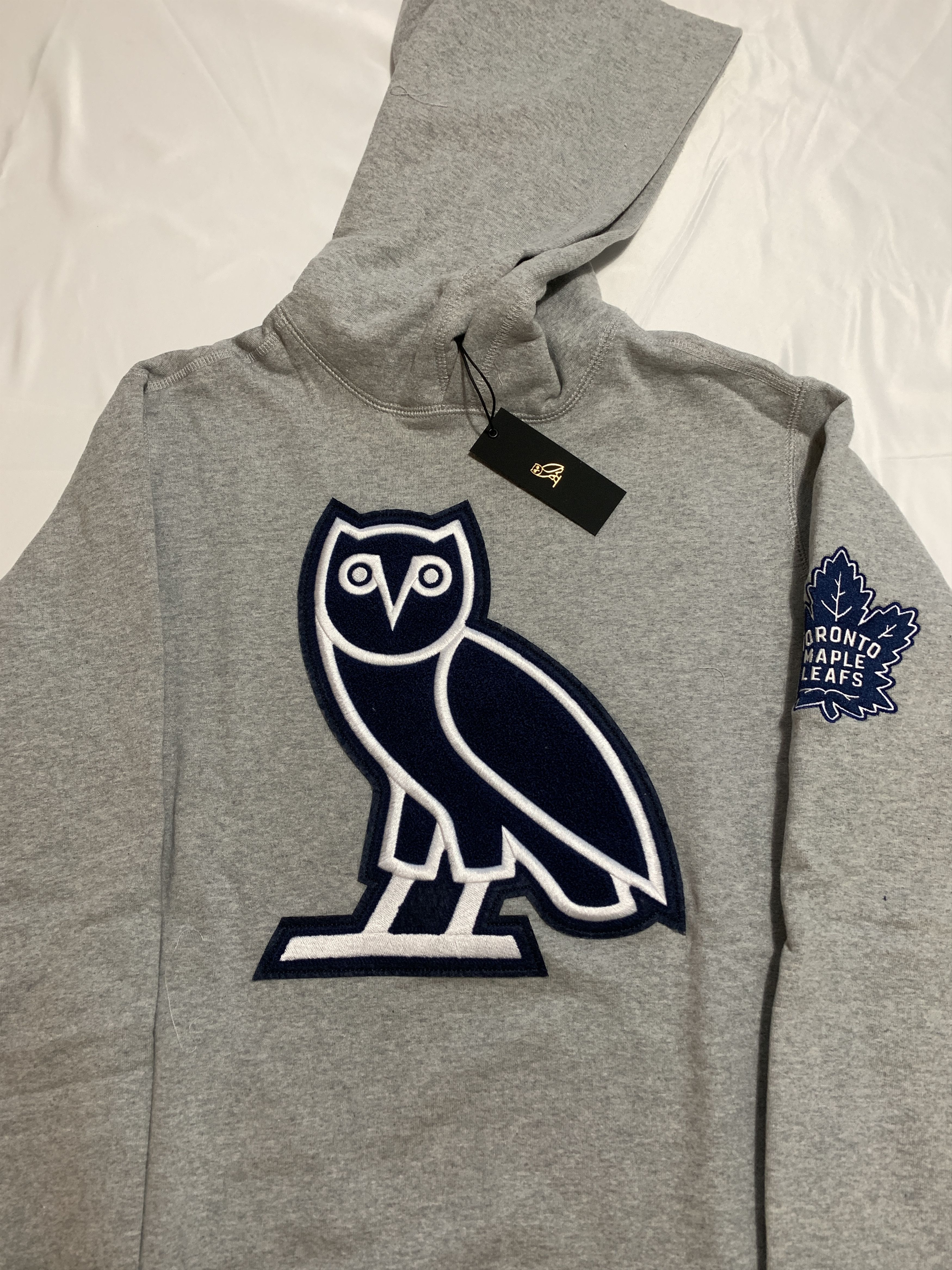 Drake OVO X NHL X Toronto Maple Leafs Chenille OG Owl Hoodie Drake Size US S / EU 44-46 / 1 - 7 Thumbnail