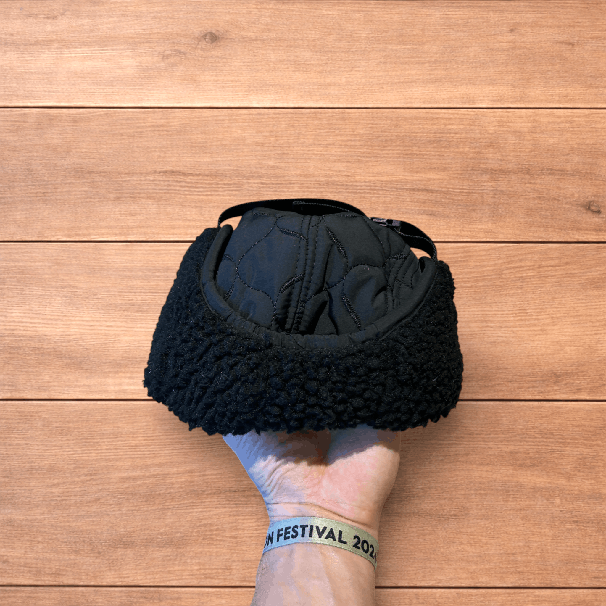 Japanese Brand Russian Trapper Korean padded fluffy hat cap in black. Size ONE SIZE - 5 Thumbnail