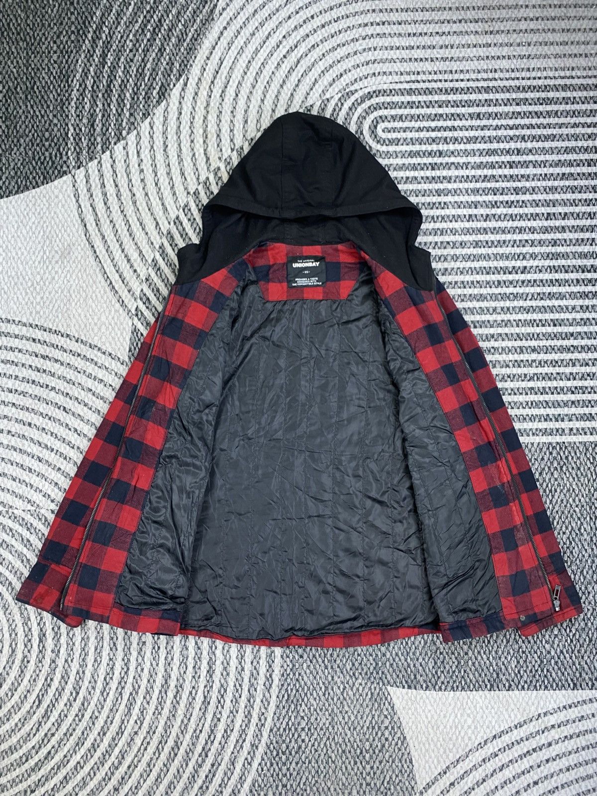 UNIONBAY Vintage UNIONBAY Red & Black Checked Zip-Up Hooded Jacket Size US M / EU 48-50 / 2 - 5 Thumbnail