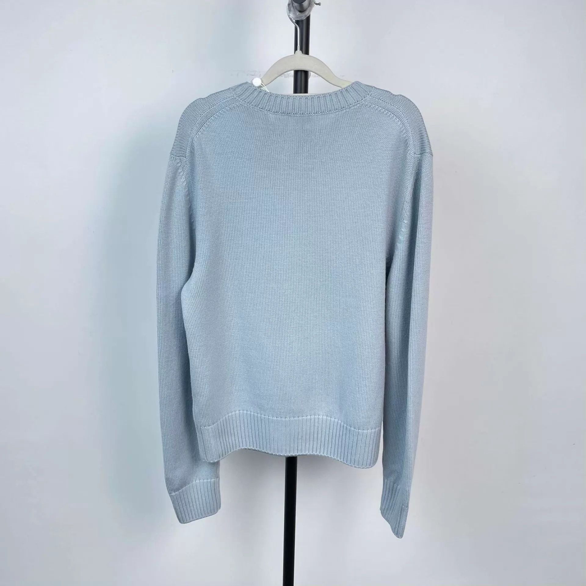Dior Dior wool floral light blue M sweater Size M / US 6-8 / IT 42-44 - 2 Thumbnail