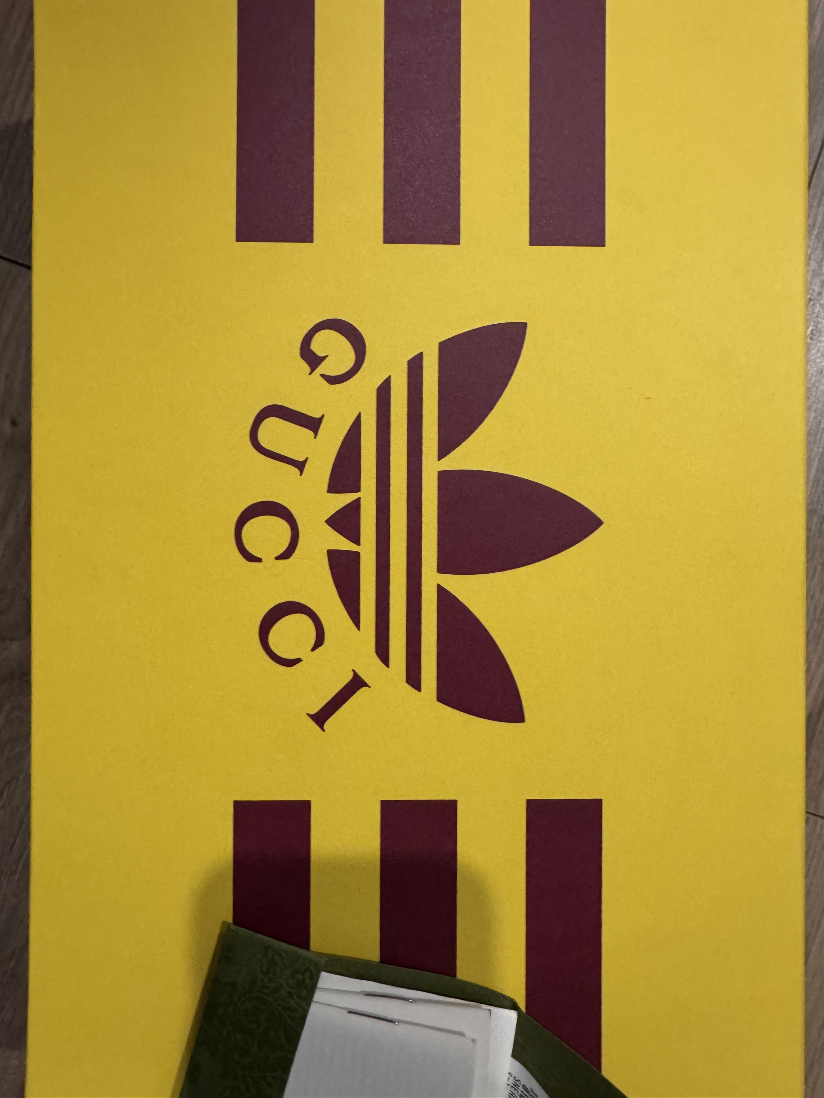 Adidas × Gucci Gucci x Adidas Gazelle Size US 10 / EU 43 - 9 Thumbnail