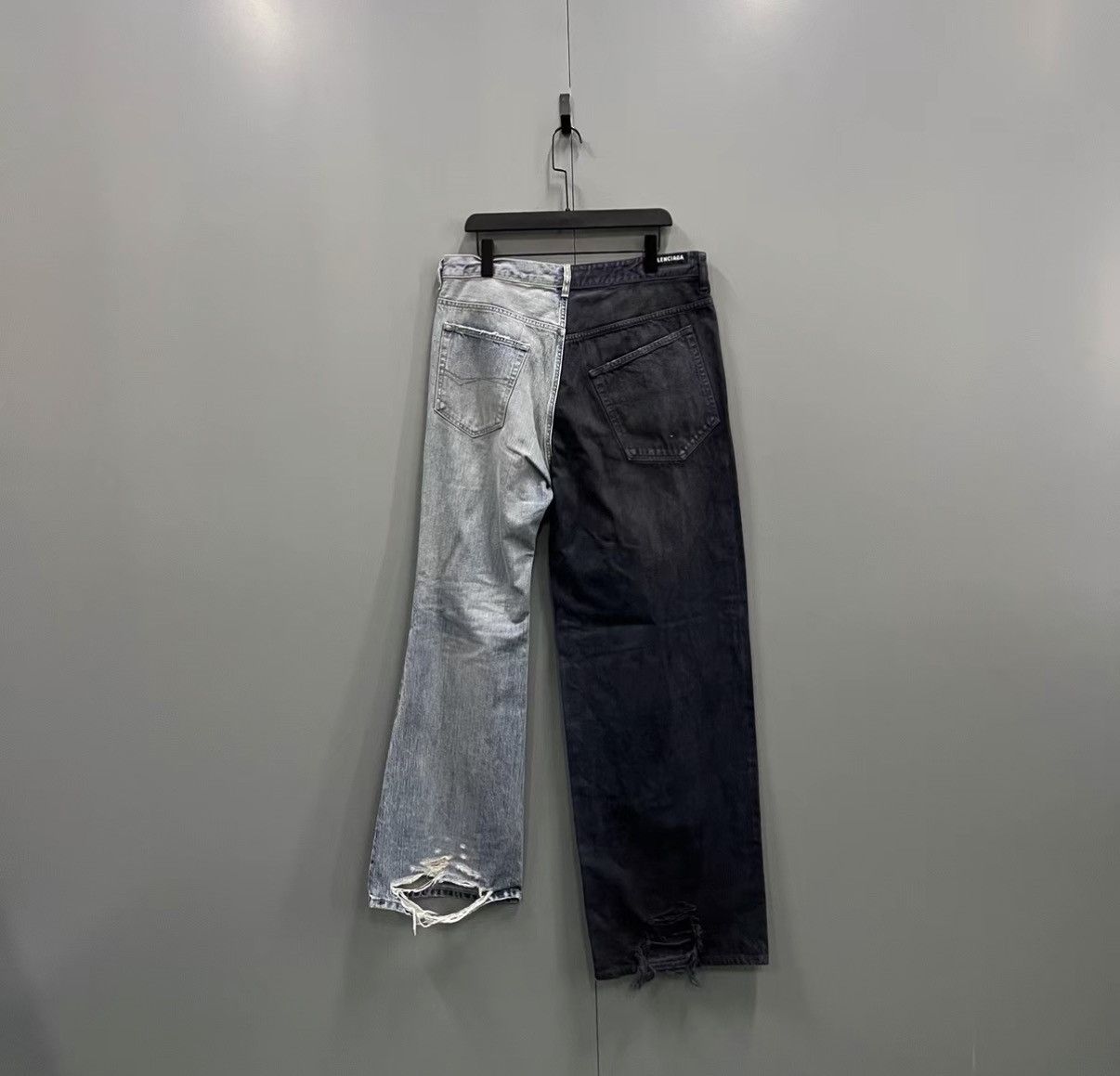 Balenciaga Balenciaga Color-block Asymmetrical Jeans J41 Size US 34 / EU 50 - 3 Thumbnail
