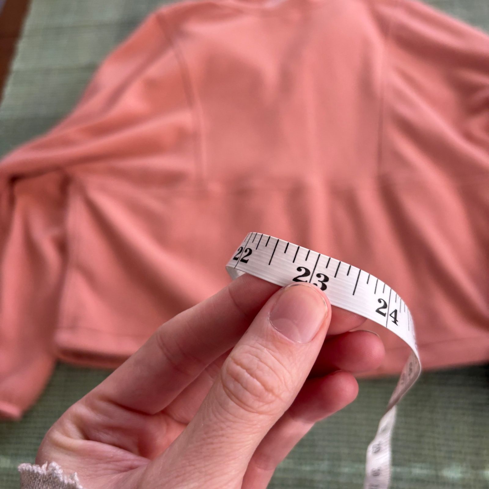 The North Face The North Face light pink womens crop fit quarter zip fleece Size L / US 10 / IT 46 - 9 Thumbnail