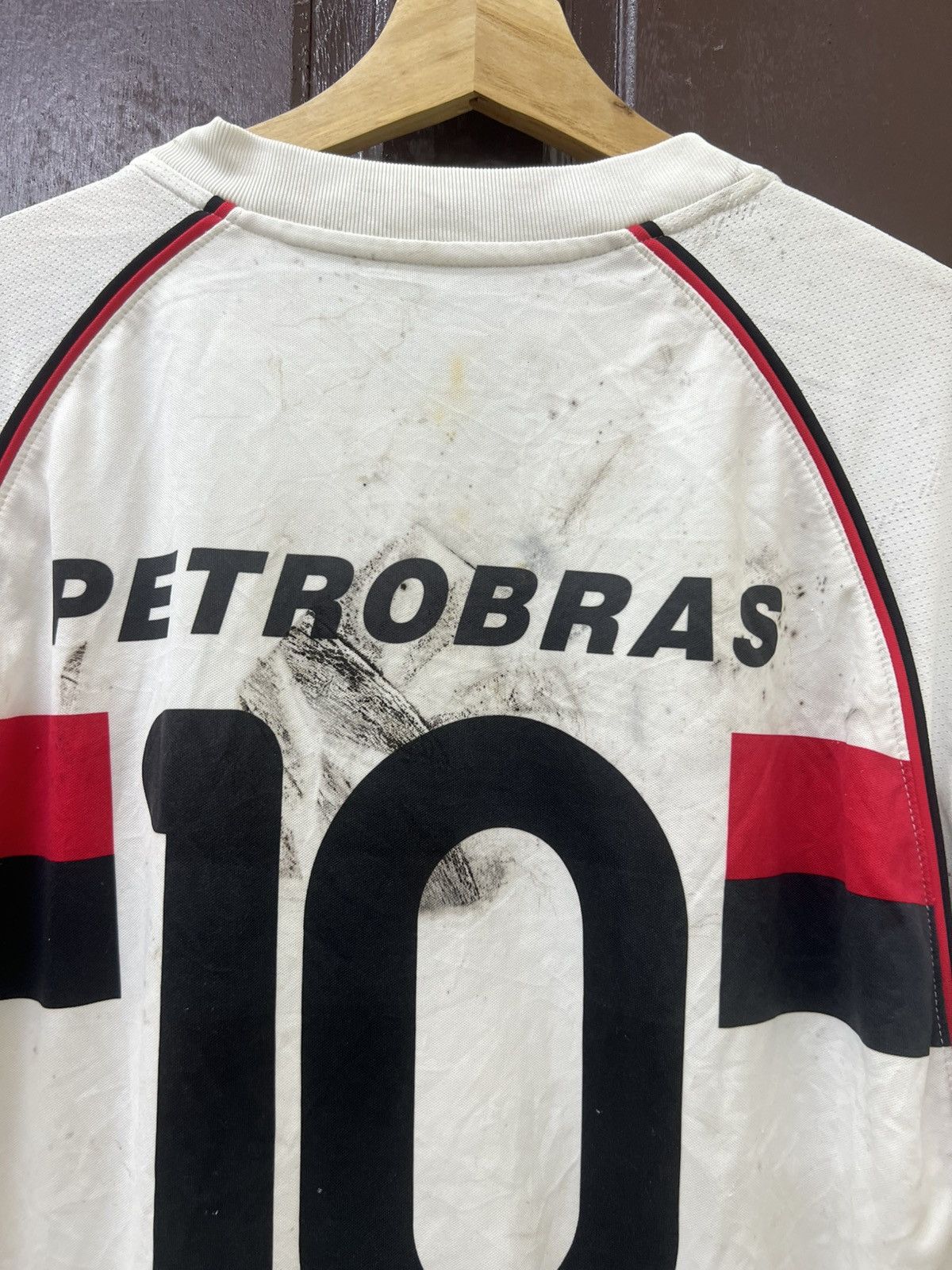 Nike Vintage Thrashed Nike Flamengo 2002 2003 Away Jersey Size US XL / EU 56 / 4 - 5 Thumbnail