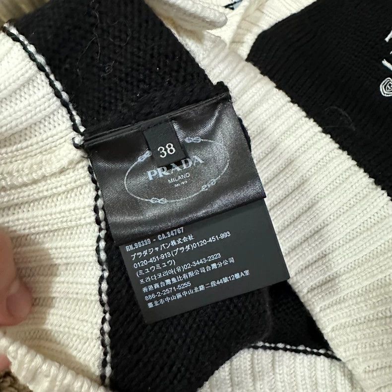 Prada Prada Color-block V-neck short sleeves wool knit cardigan Size XS / US 0-2 / IT 36-38 - 7 Thumbnail