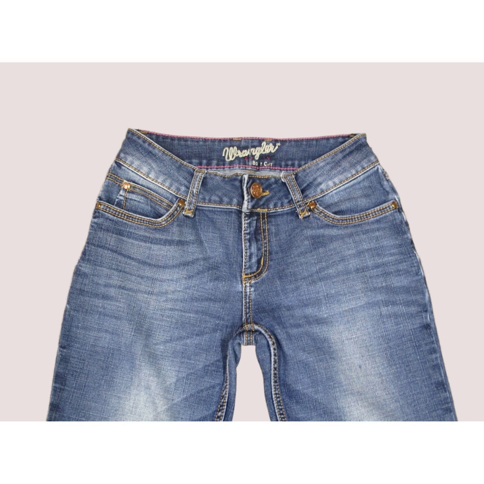Wrangler Wrangler Jeans Women 2 Blue Low Rise Bootcut Western Jeans Light Wash Distressed Stretch Bootcut Womens Regular Size 2 Blue Denim Size 26" / US 2 / IT 38 - 1 Thumbnail