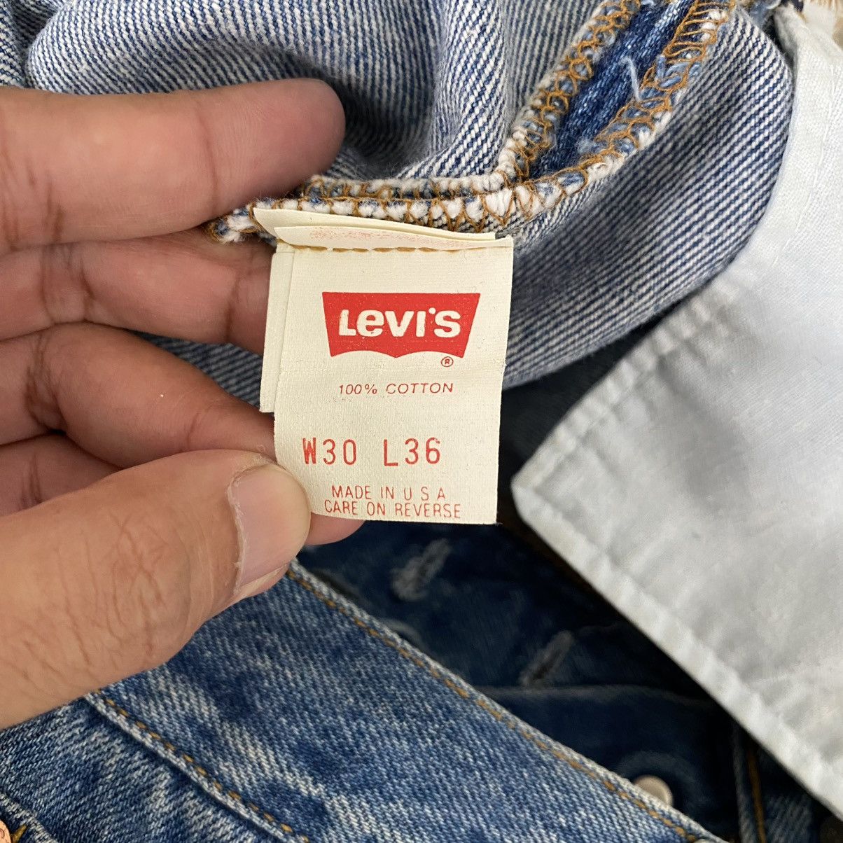 Levi's Size 29x32.5 Vintage 1992 Levis 501 Faded Blue Stained Jeans Size US 29 - 16 Thumbnail