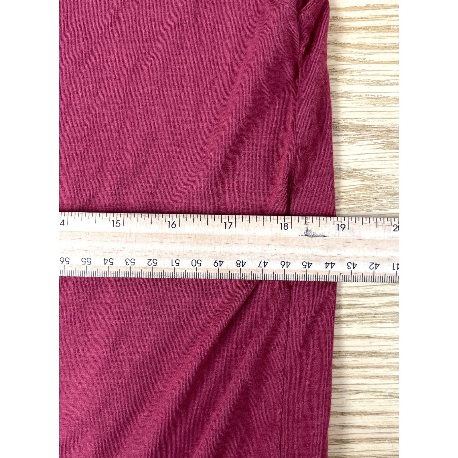 American Eagle Outfitters American Eagle Outfitters T Shirt Womens M V-Neck Short Sleeve Red Modal Soft Casual Size M / US 6-8 / IT 42-44 - 6 Thumbnail