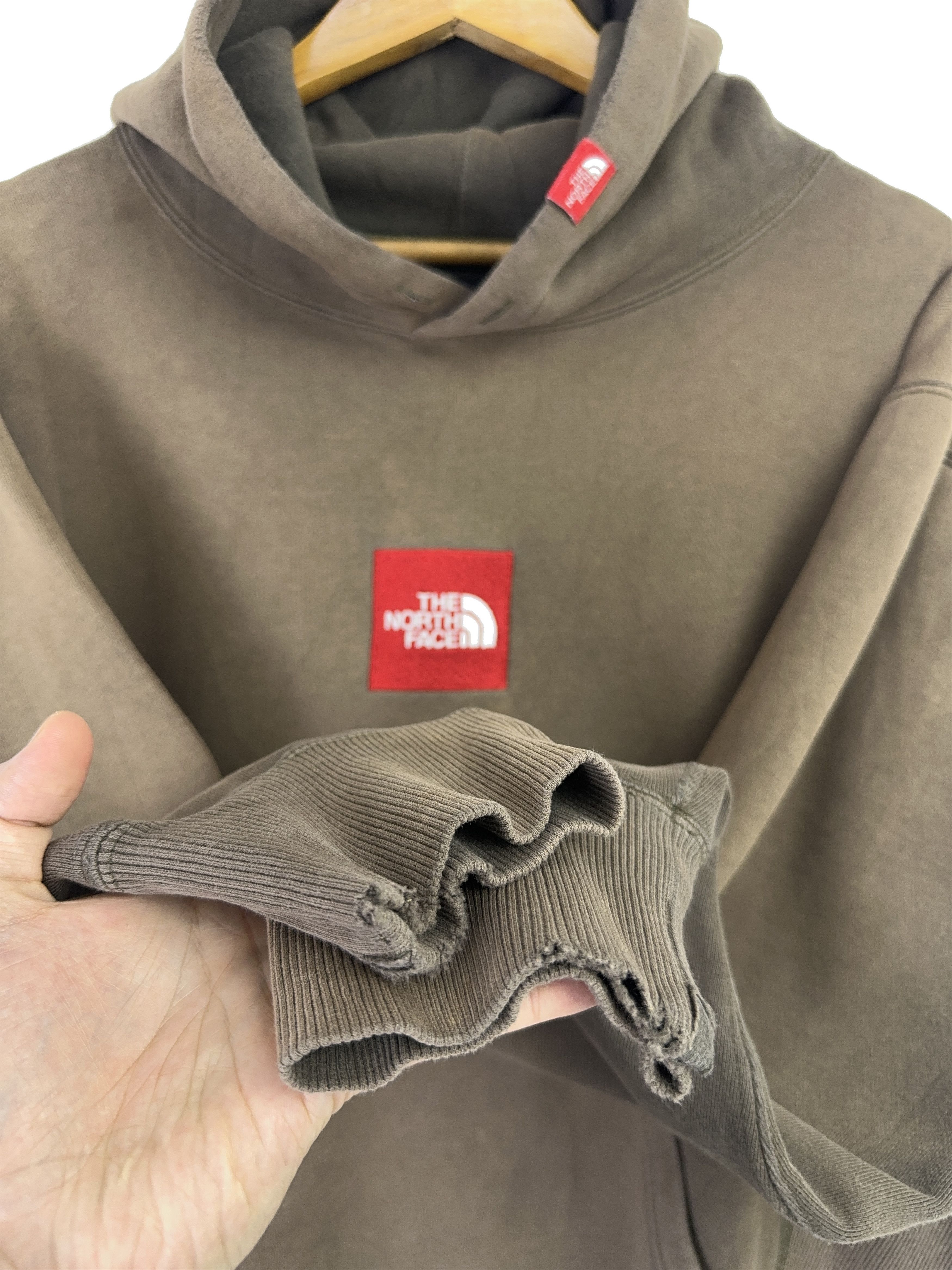 The North Face Vintage The North Face Brown Red Box Logo Hoodie BP0011 Size US XL / EU 56 / 4 - 8 Thumbnail