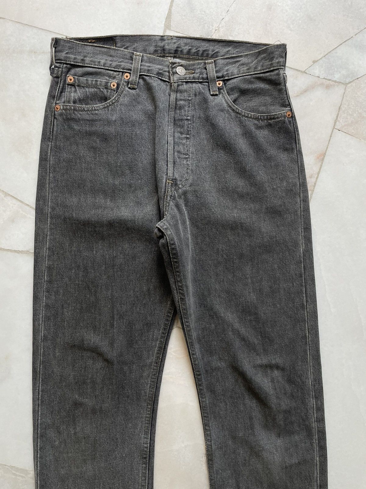 Levi's Vintage 90s Levis 501 All Black Jeans 30x32 Size US 30 / EU 46 - 3 Thumbnail