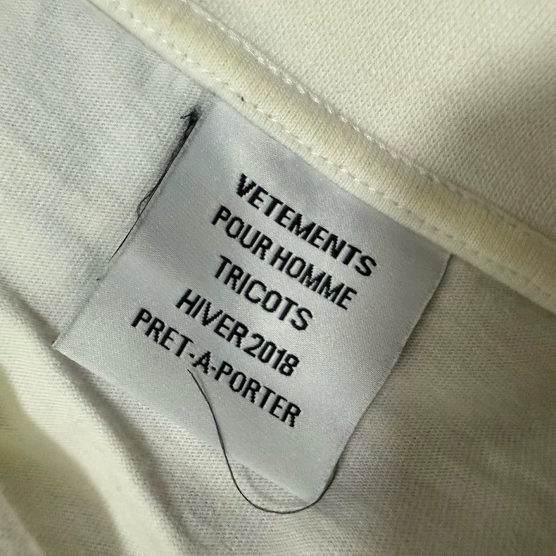 Vetements Vetements Short Sleeve T-Shirt Size M-2506 Size US M / EU 48-50 / 2 - 4 Thumbnail