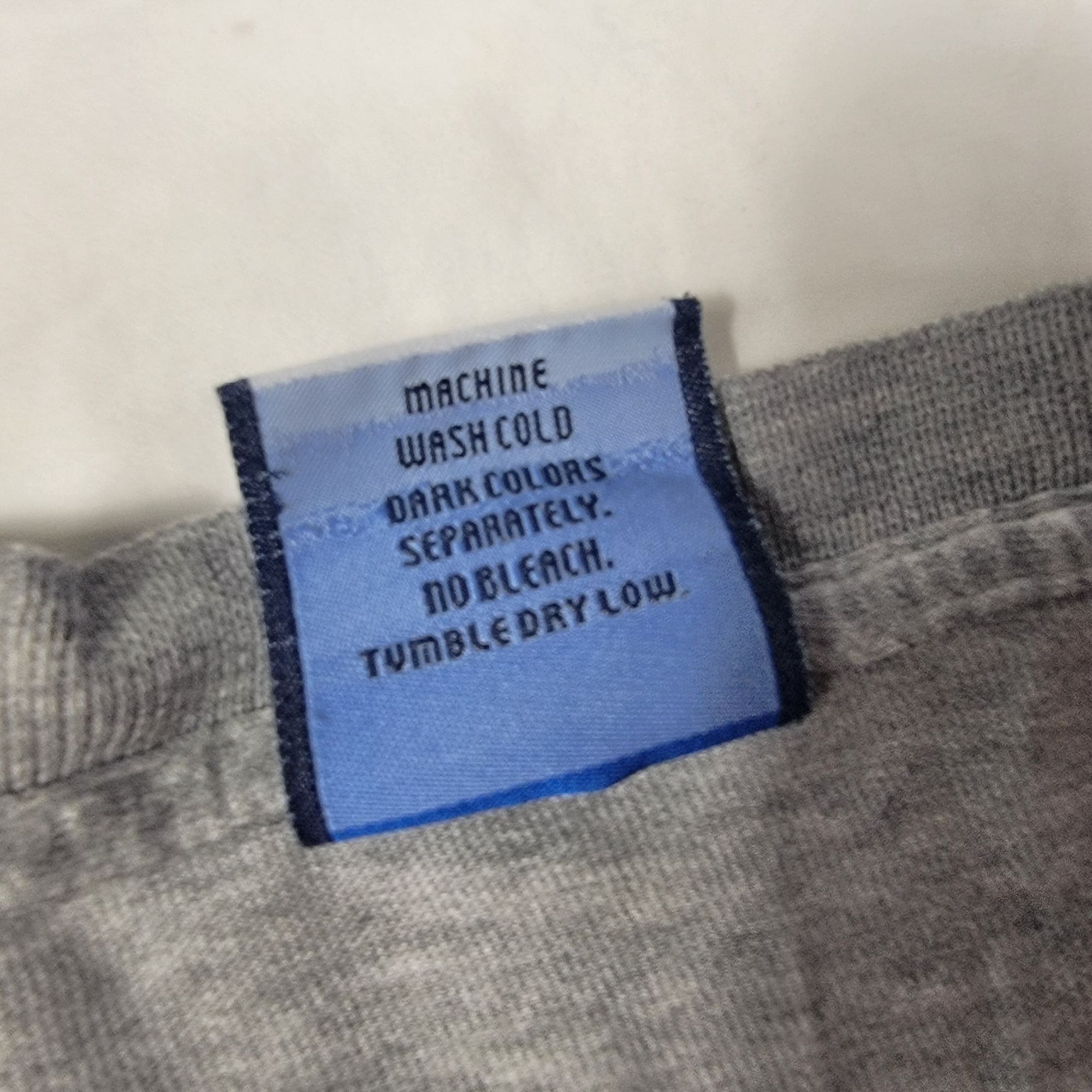 Tommy Bahama Tommy Bahama Mens Large Gray Graphic T Shirt Short Sleeve Ca Size US L / EU 52-54 / 3 - 6 Thumbnail
