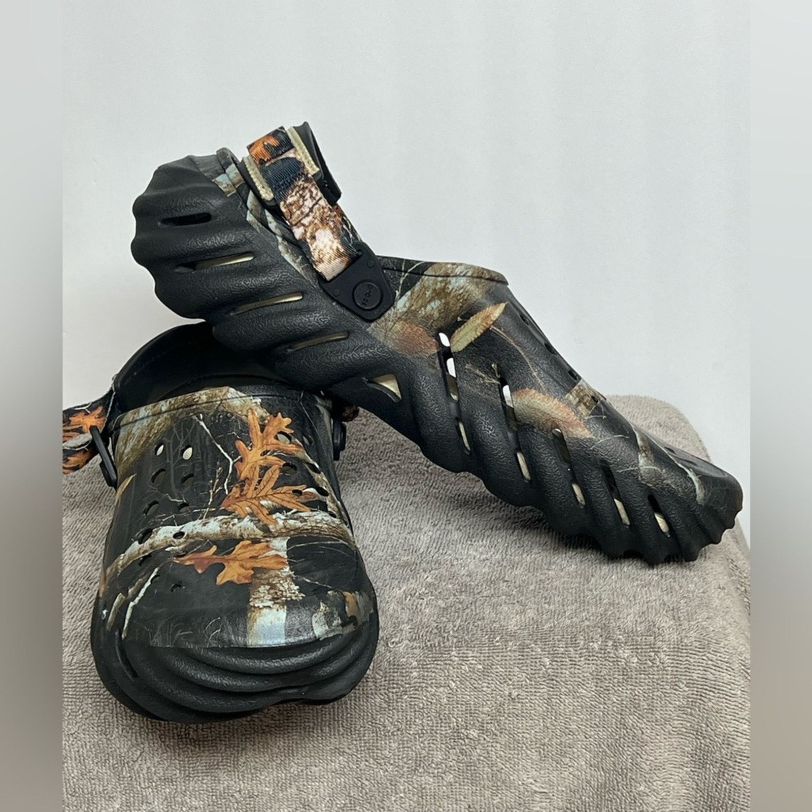 Crocs Crocs x Realtree Edge Echo Clogs Camo Black 13 Camouflage Size US 13 / EU 46 - 3 Thumbnail