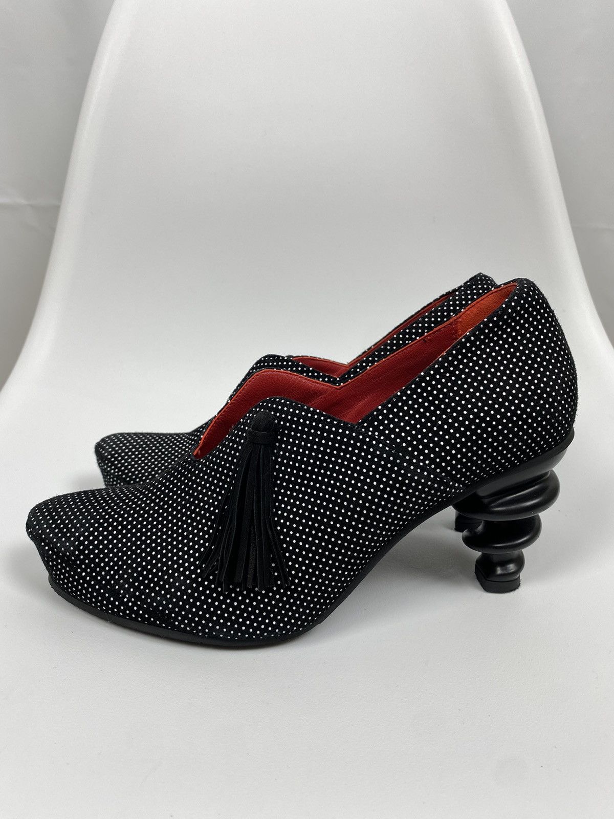 Designer Tiggers Genuine Suede Pumps Fringed size 40 Size US 10 / IT 40 - 4 Thumbnail