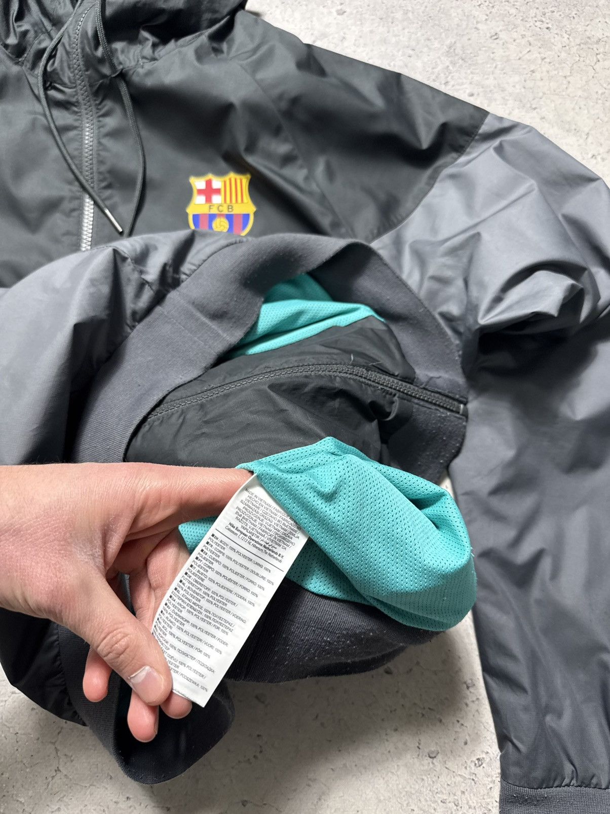 Nike Nike FC Barcelona Football Nylon Light Jacket FCB Size US L / EU 52-54 / 3 - 7 Thumbnail