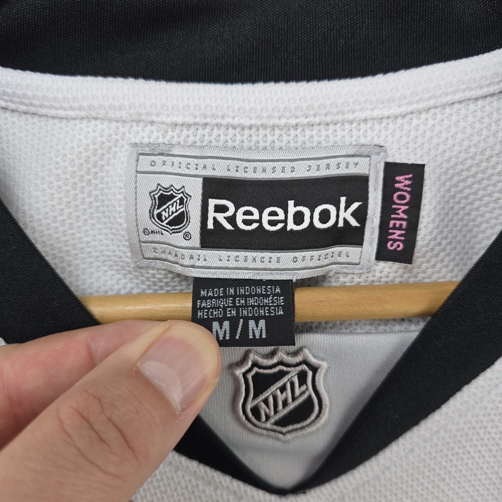 Reebok Reebok Los Angeles Kings Womens Jersey Medium STAINED Size M / US 6-8 / IT 42-44 - 10 Thumbnail
