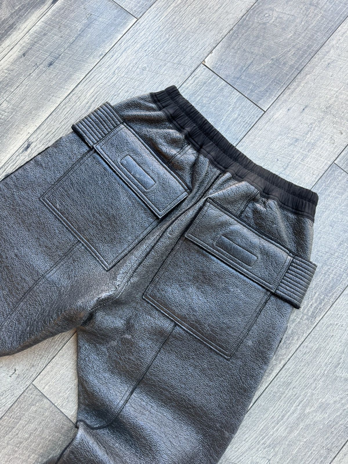 Rick Owens Rick Owens DRKSHDW Coated Denim Drawstring Cargo Pants - XS Size US 30 / EU 46 - 9 Thumbnail