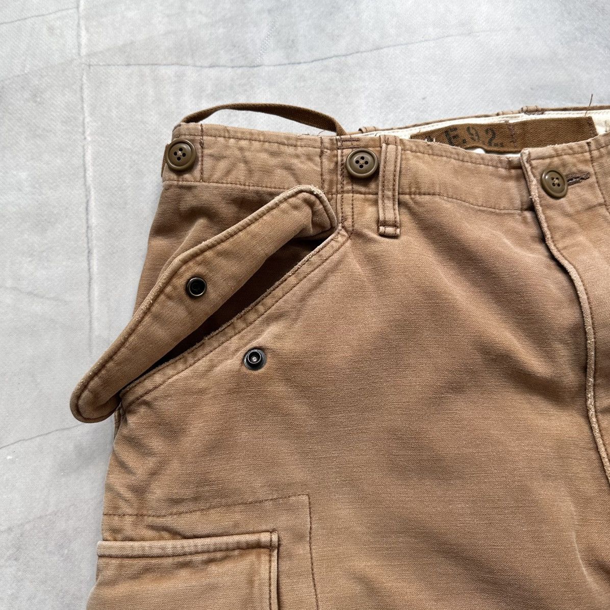 Abercrombie & Fitch RARE Abercrombie Fitch Military Parachute Baggy Cargo Pants Size US 34 / EU 50 - 6 Thumbnail