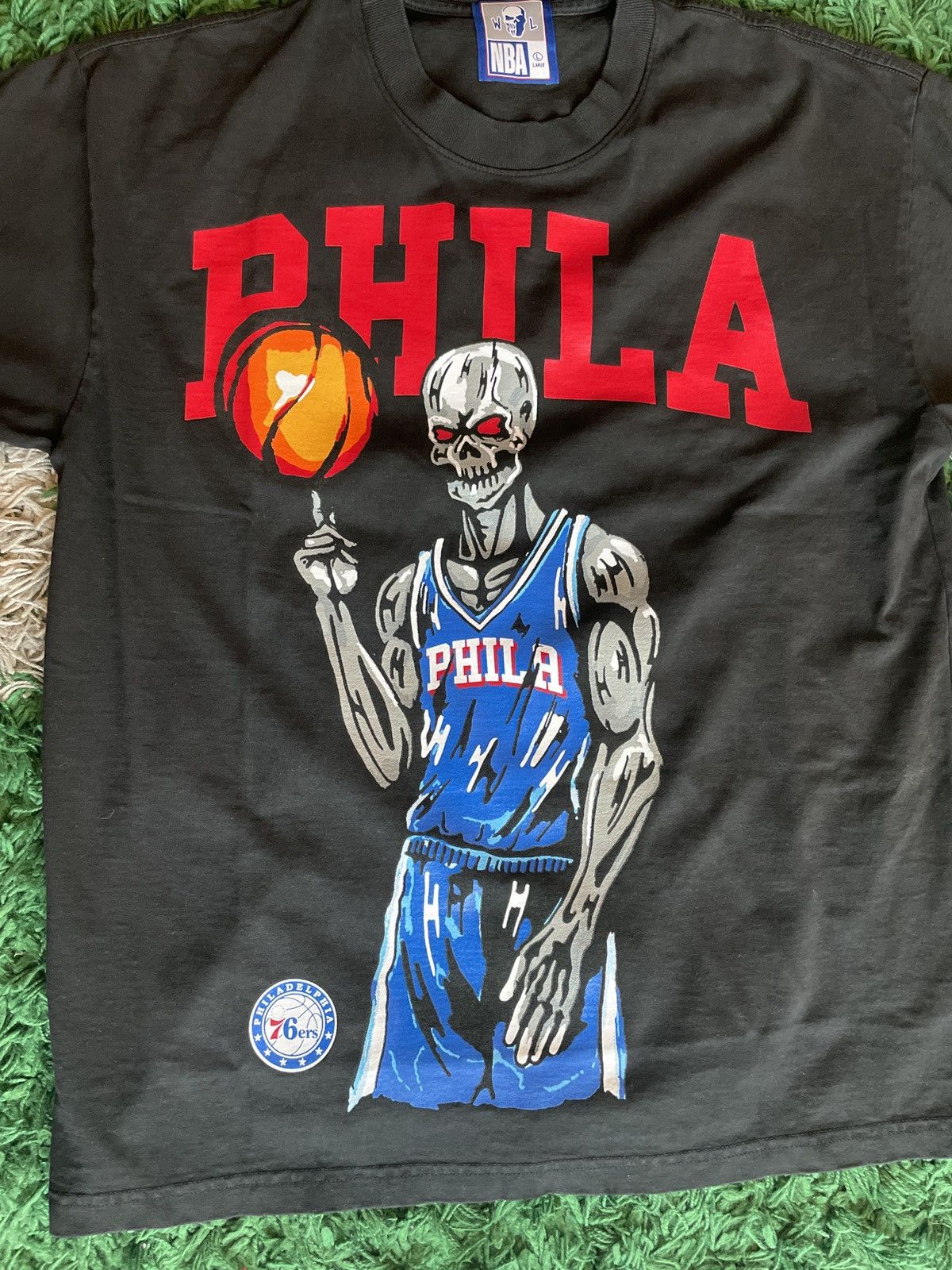 Warren Lotas Warren lotas Spinner Sixers T-Shirt Size US L / EU 52-54 / 3 - 2 Thumbnail