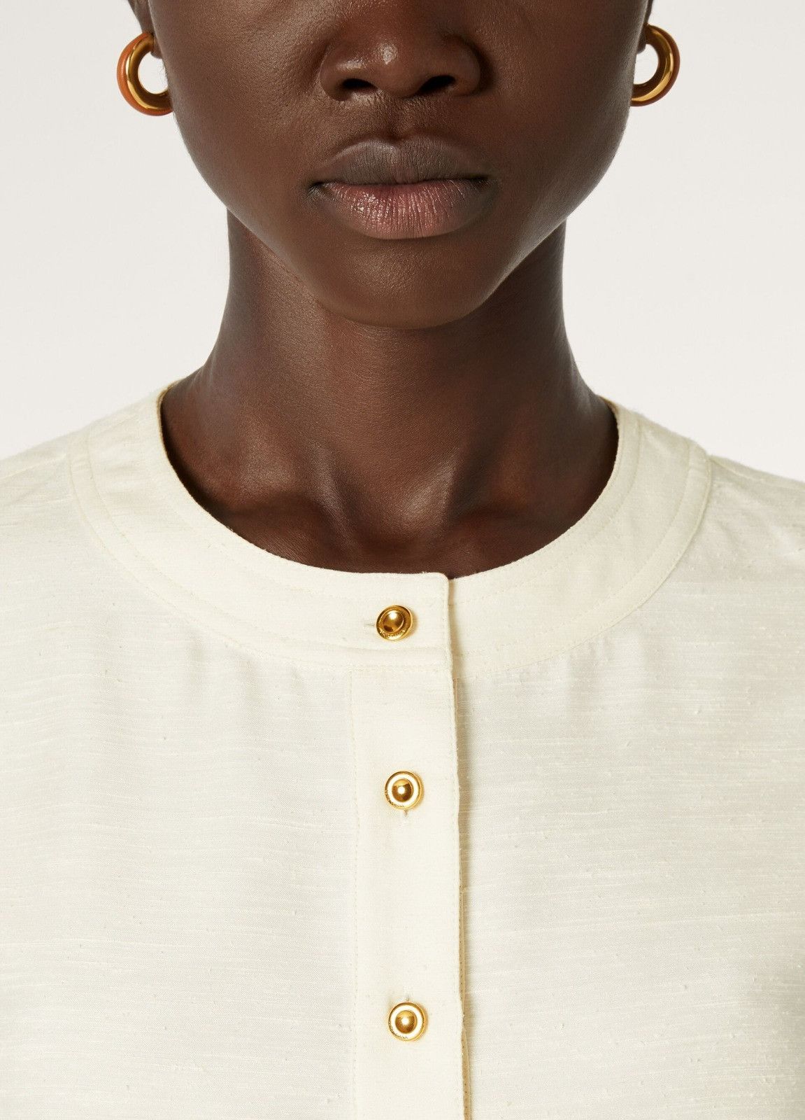 Loro Piana o1srvl11e0526 FAP2867 Jadyn Shirt in Cream Size XS / US 0-2 / IT 36-38 - 4 Thumbnail