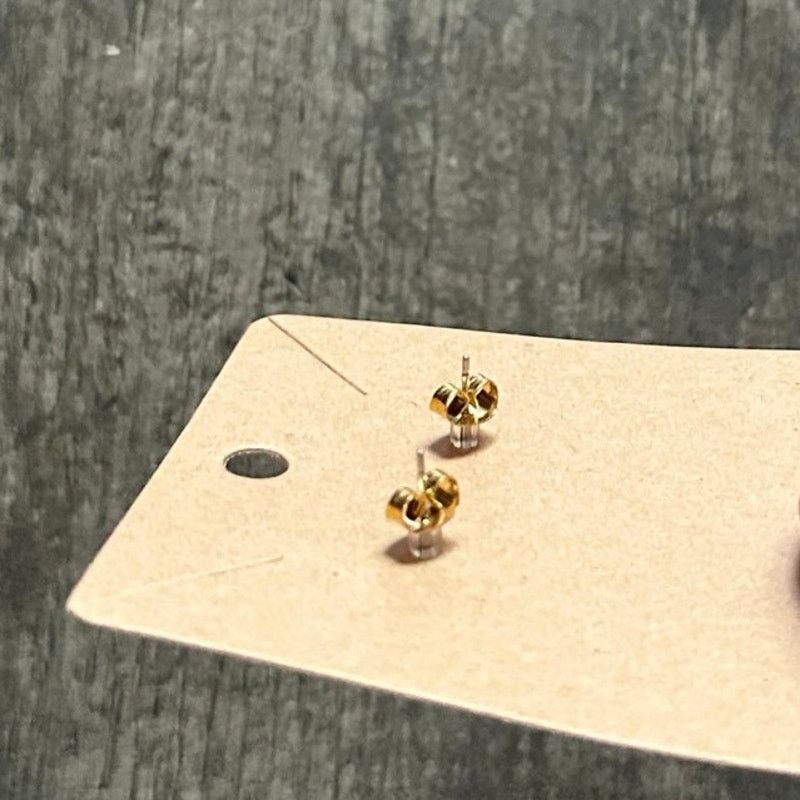 Other sanrio hello kitty red white stud earrings Size ONE SIZE - 4 Thumbnail