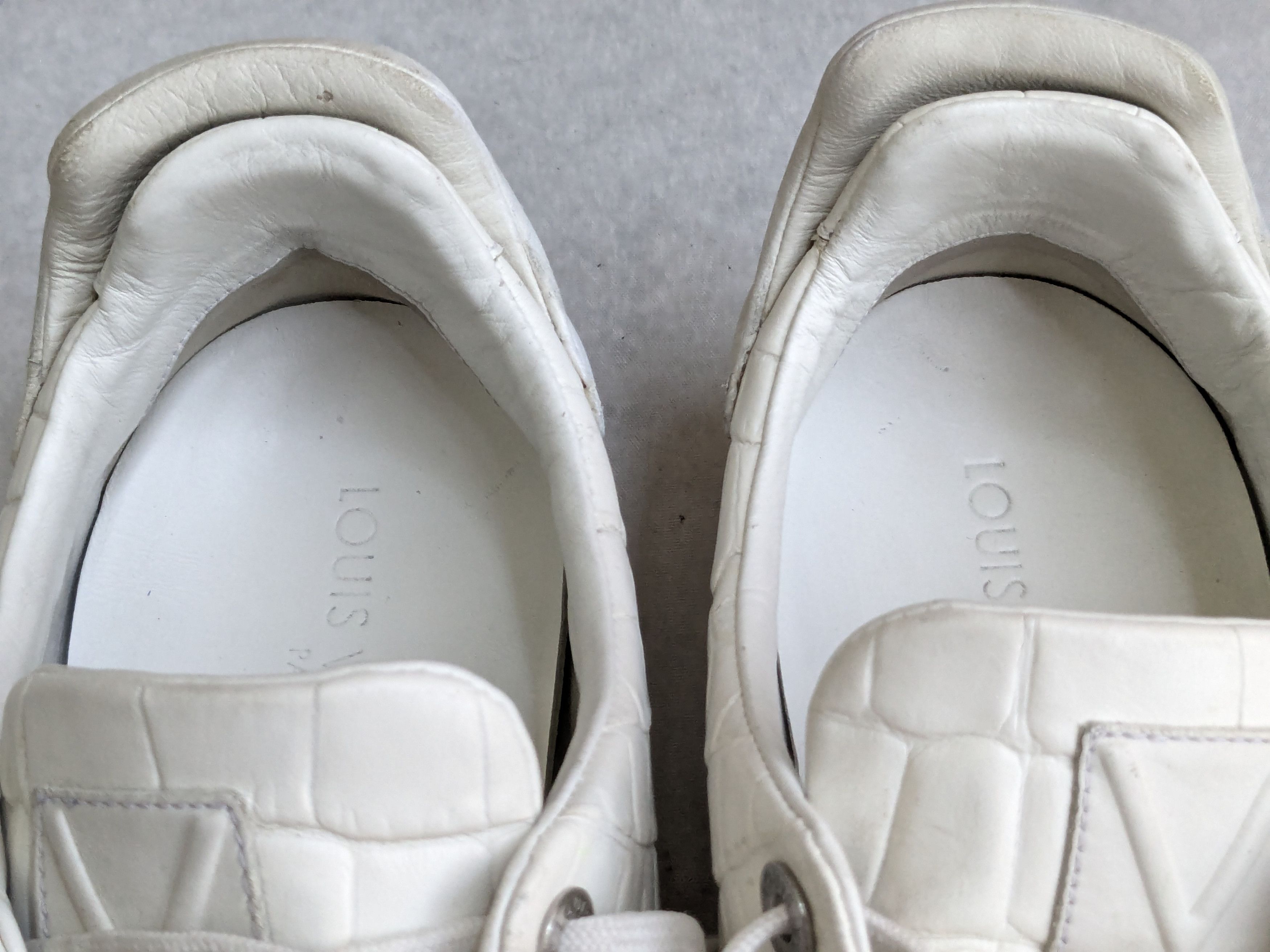Louis Vuitton Louis Vuitton Frontrow Sneakers White 9 Croc Low Tops Size US 9 / EU 42 - 8 Thumbnail