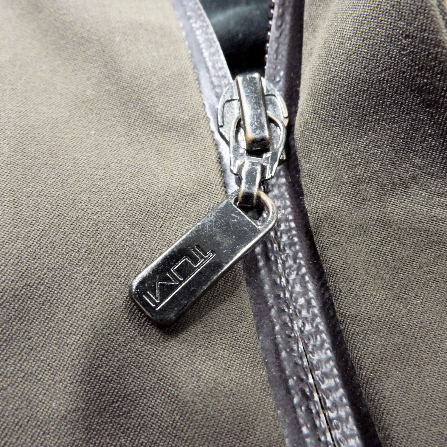 Tumi TUMI T-TECH LIGHTWEIGHT INSULATED WATER RESISTANT JACKET Size US S / EU 44-46 / 1 - 12 Thumbnail