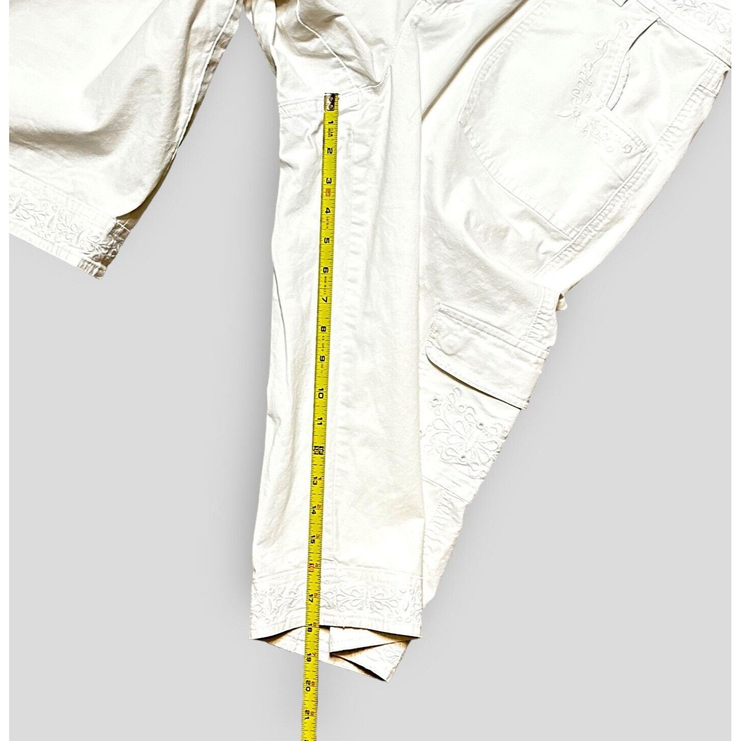 Coldwater Creek Coldwater Creek Ladies 14 White Capri Cotton/Spandex Lightwe Size 36" / US 14 / IT 50 - 3 Thumbnail