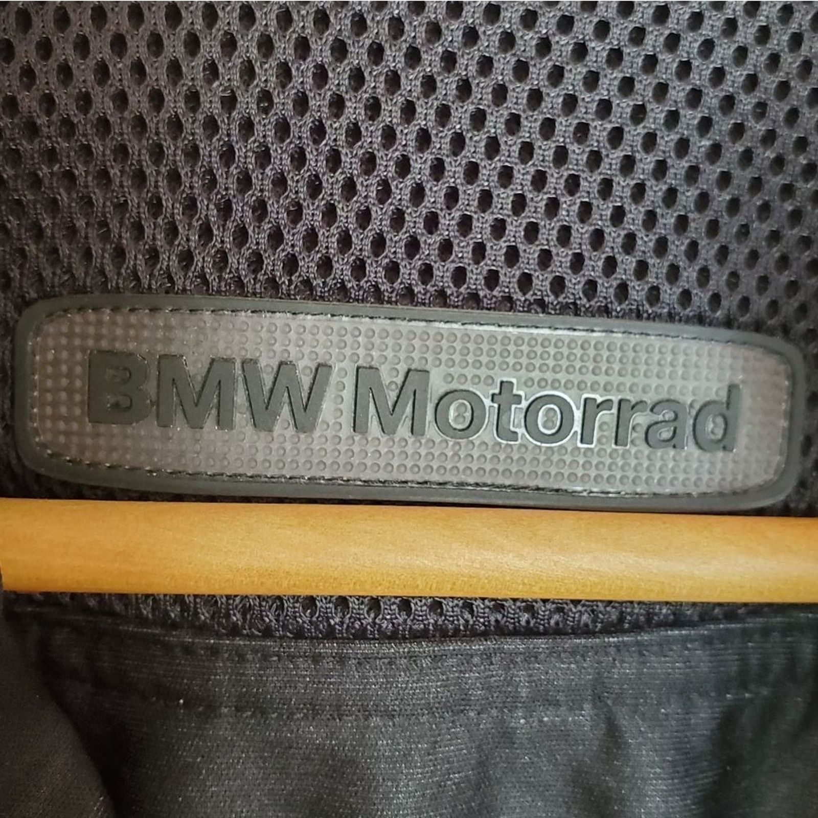 BMW BMW Motorrad Black Goretex AirVantage Inflatable Vest Size M Size US M / EU 48-50 / 2 - 5 Thumbnail